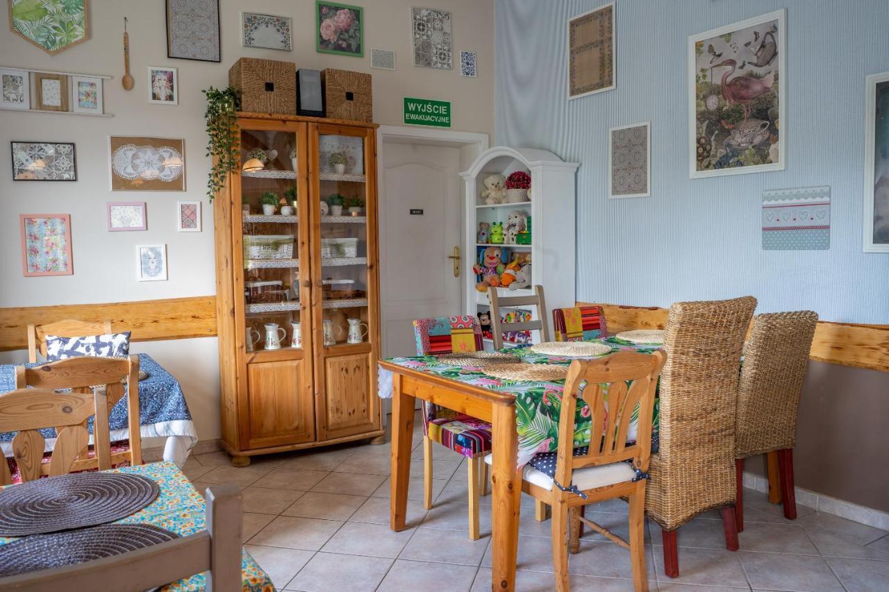 Gosciniec Skolimowka Restauracja I Pokoje Ze Sniadaniem Na Kaszubach Chmielno Extérieur photo
