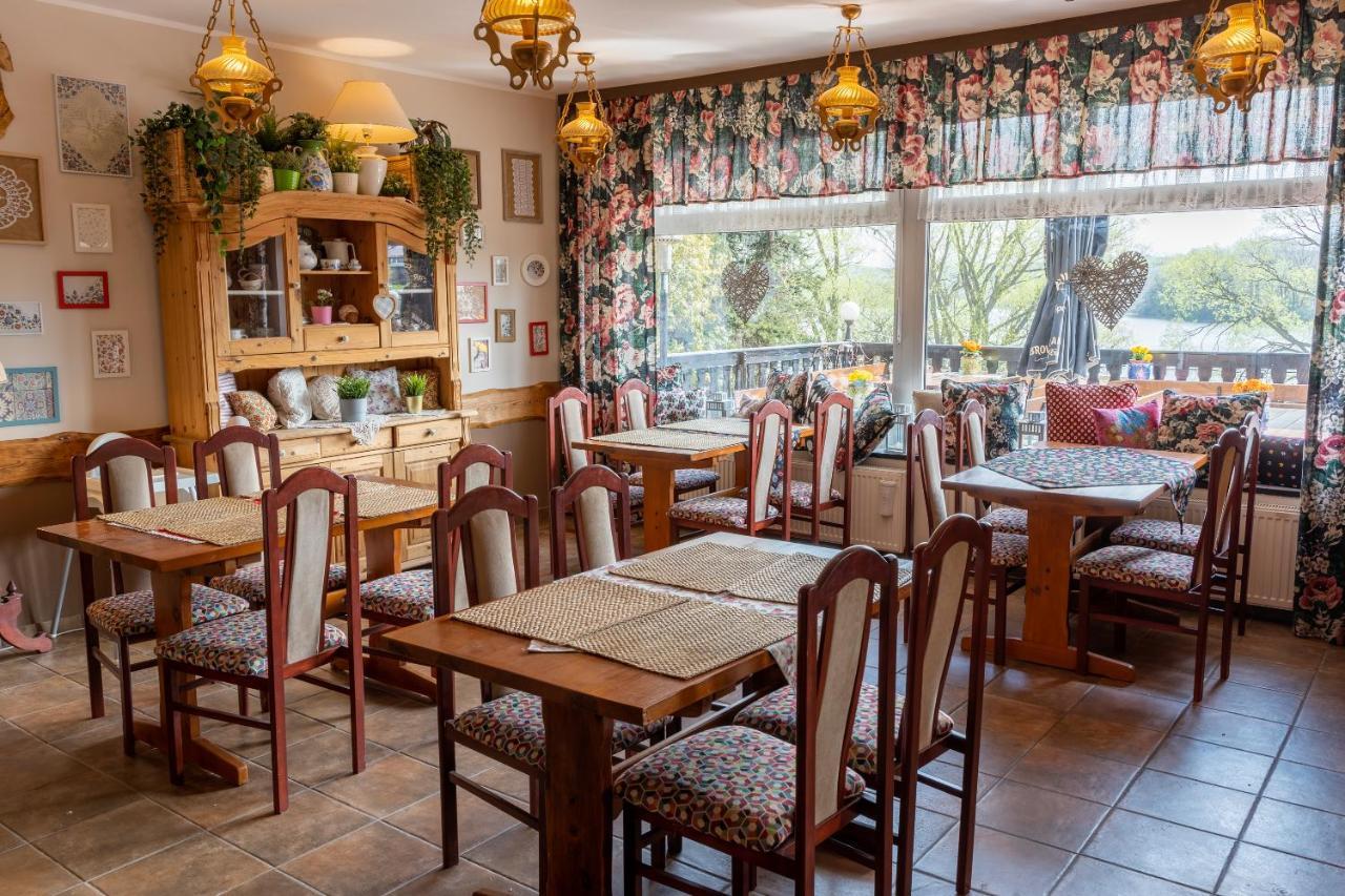 Gosciniec Skolimowka Restauracja I Pokoje Ze Sniadaniem Na Kaszubach Chmielno Extérieur photo